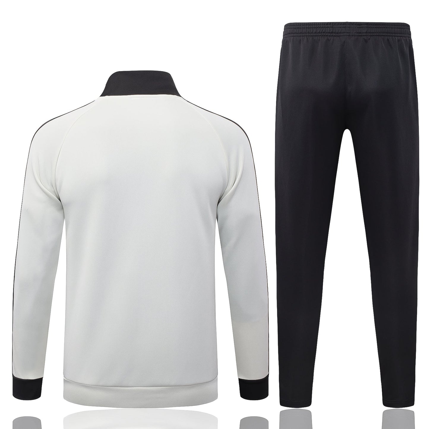 Set 2026/27 - White/Black