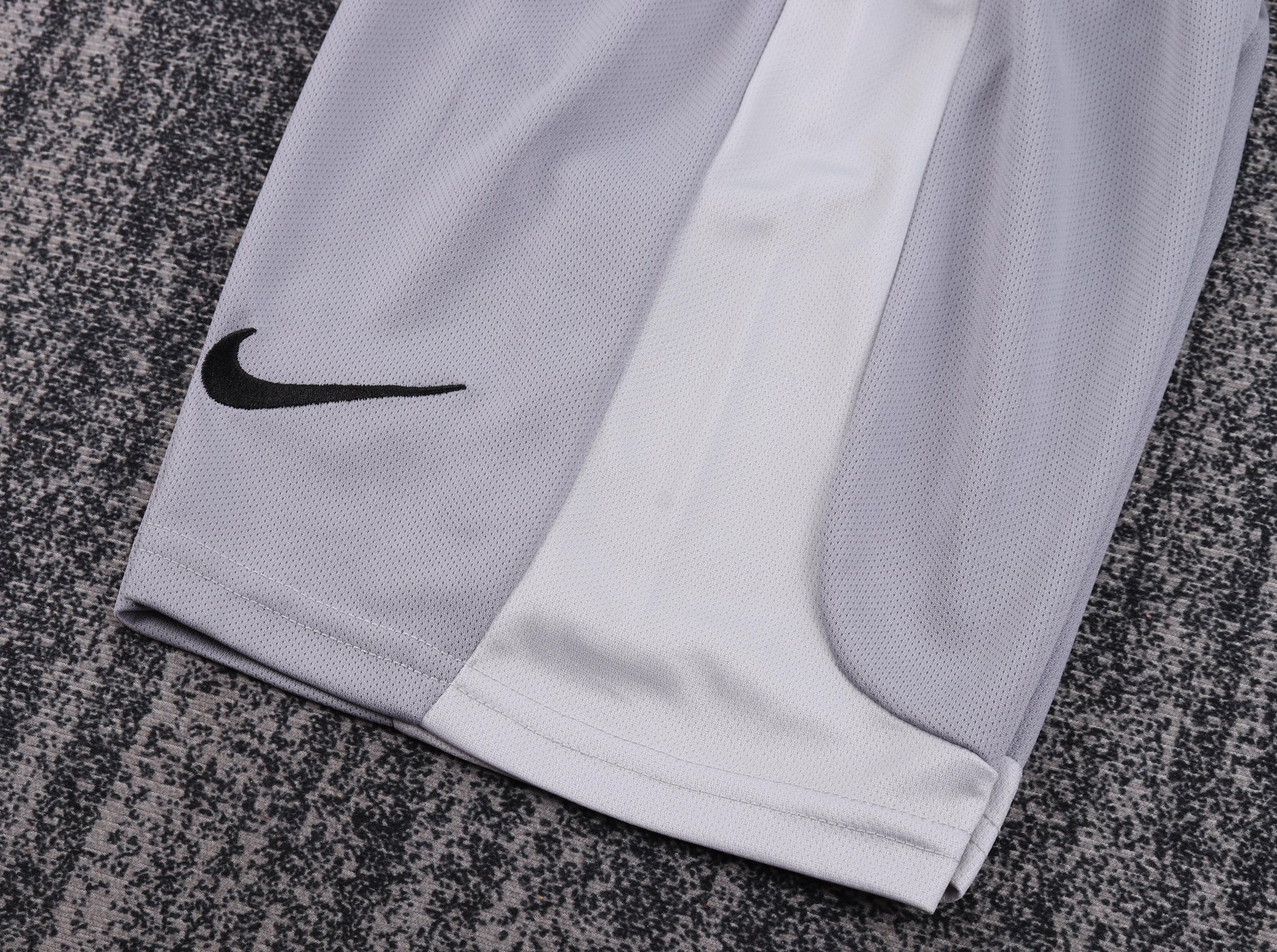 01/02 children's away football jersey