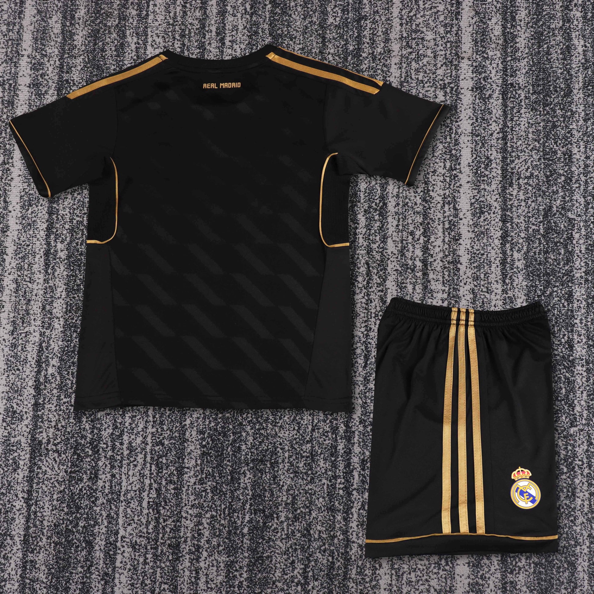 11/12 children's away football jersey