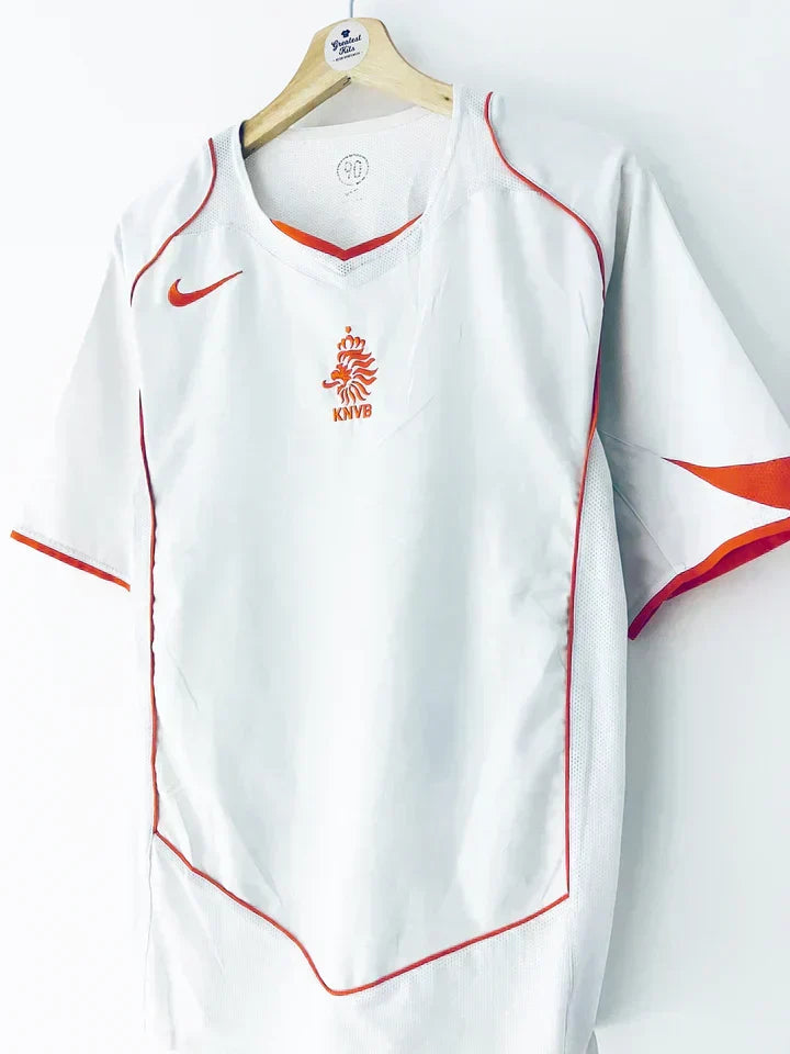 2004 away retro football shirt