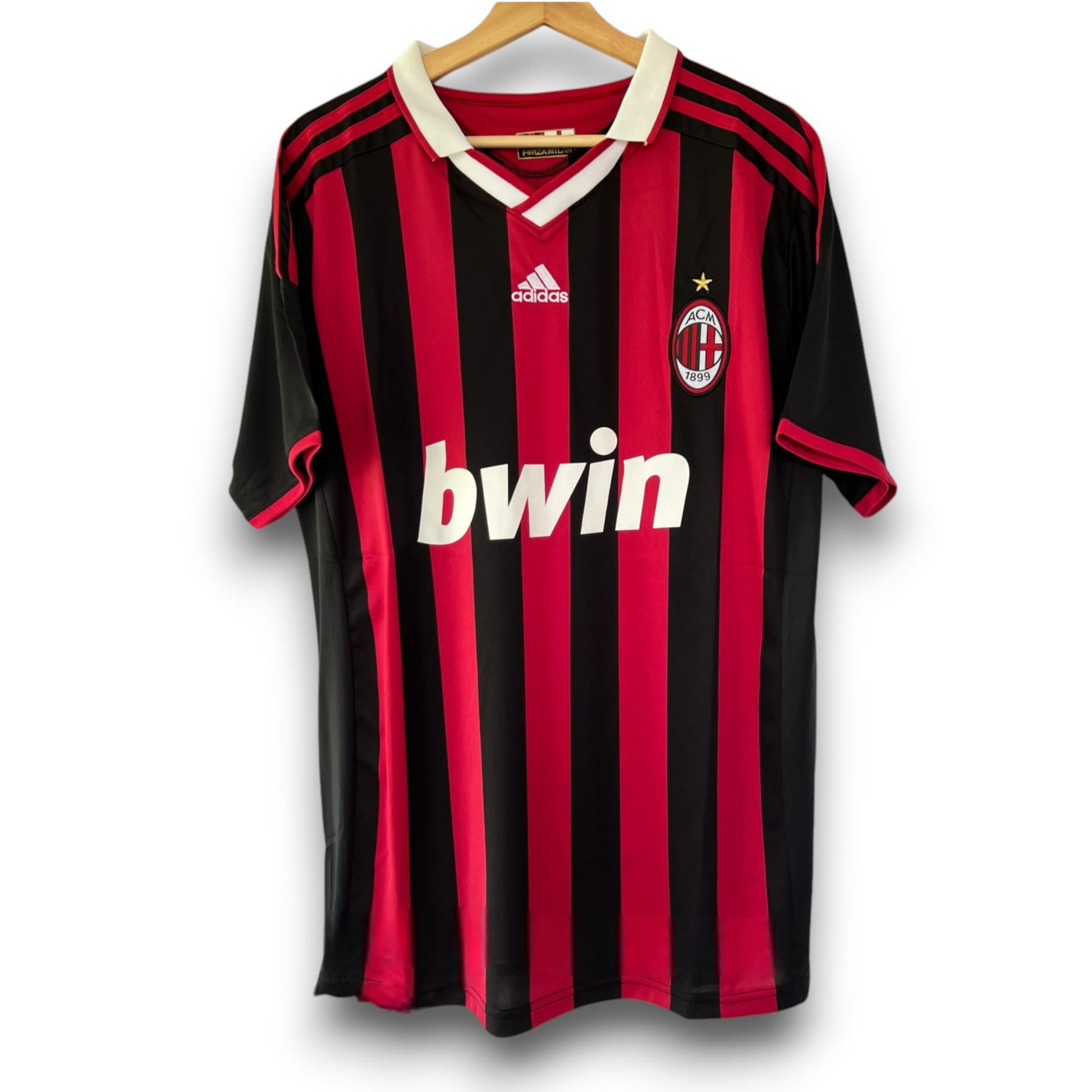 2009/10 Home Retro Shirt - back view