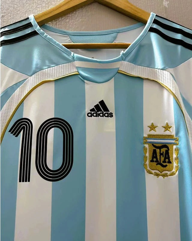 06/07 home retro football shirt