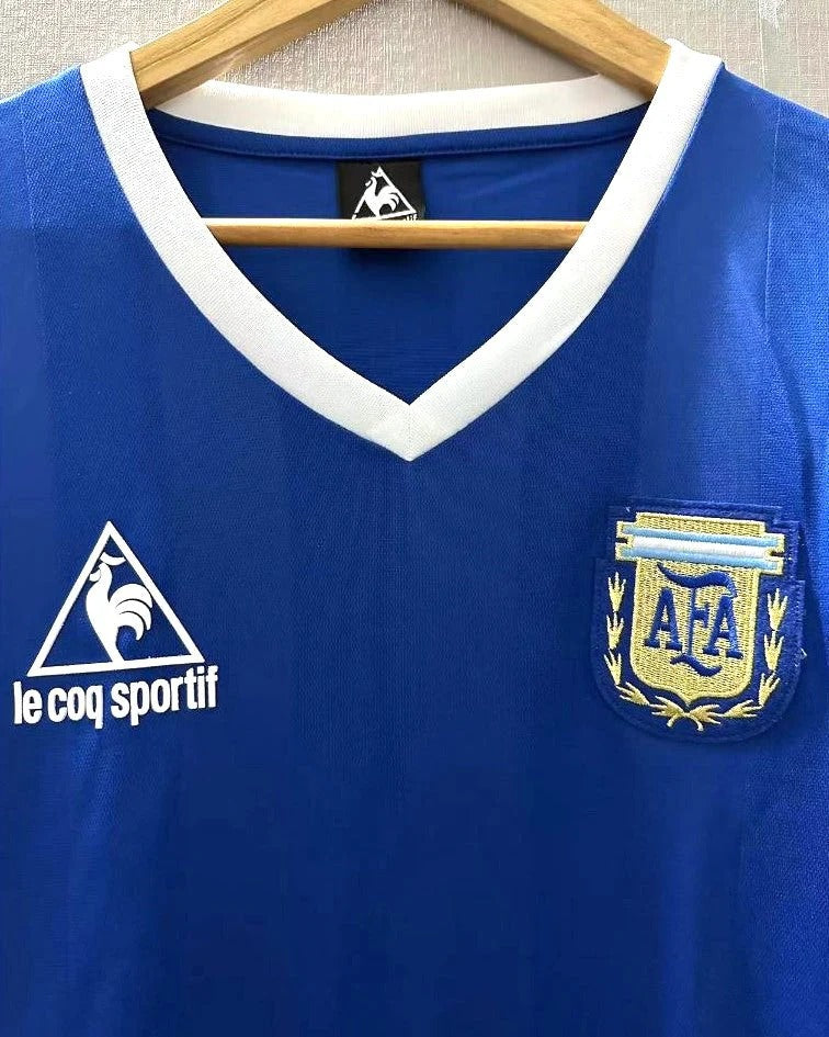 86/87 away retro football shirt
