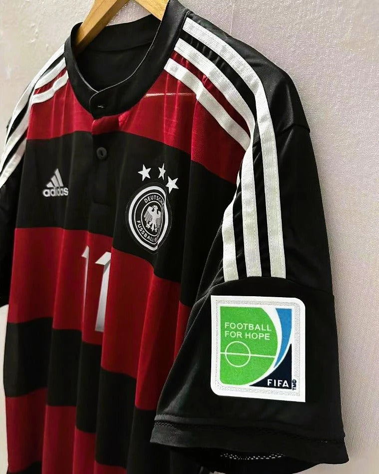 14/15 away retro football shirt