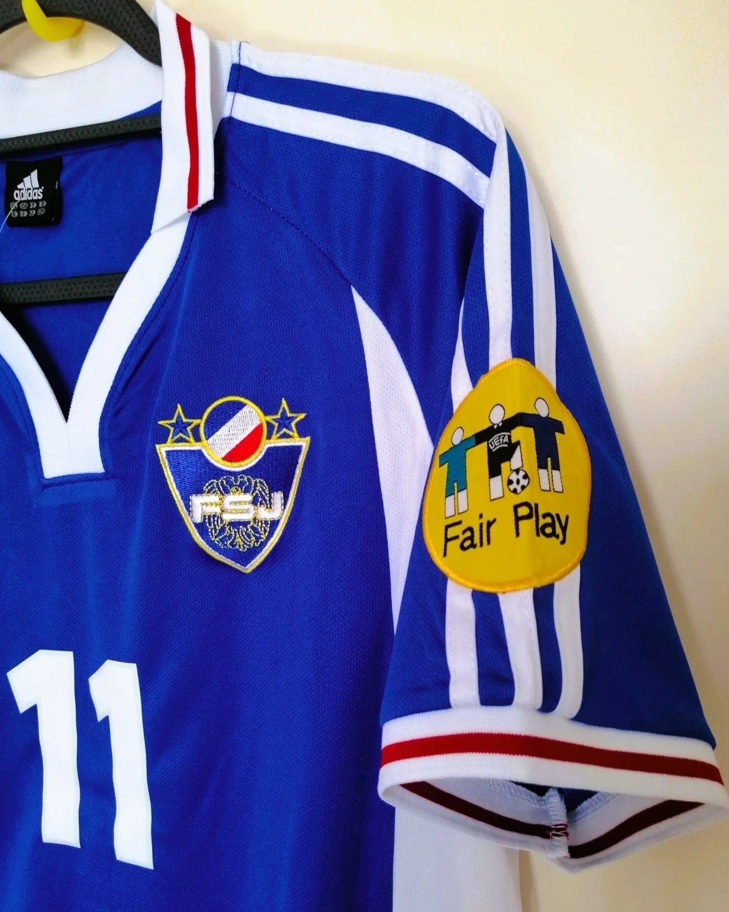 00/01 home retro football shirt