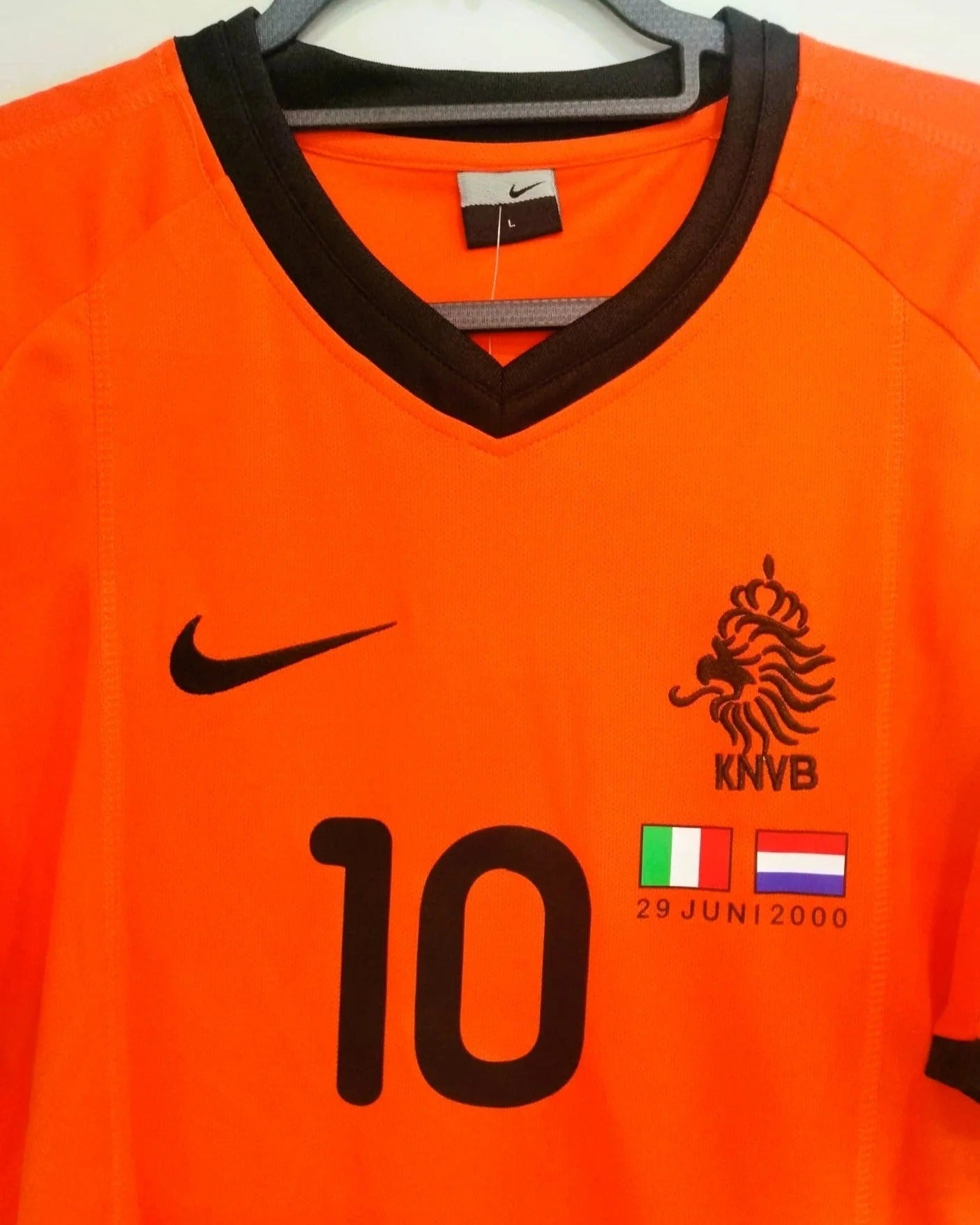 00/01 home retro football shirt
