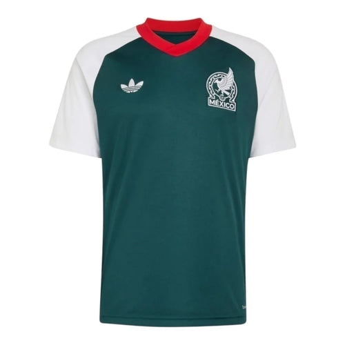 2026/27 Training Suit - Green/White front view football supporters