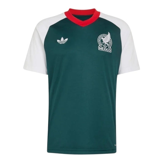 2026/27 Training Suit - Green/White front view football supporters